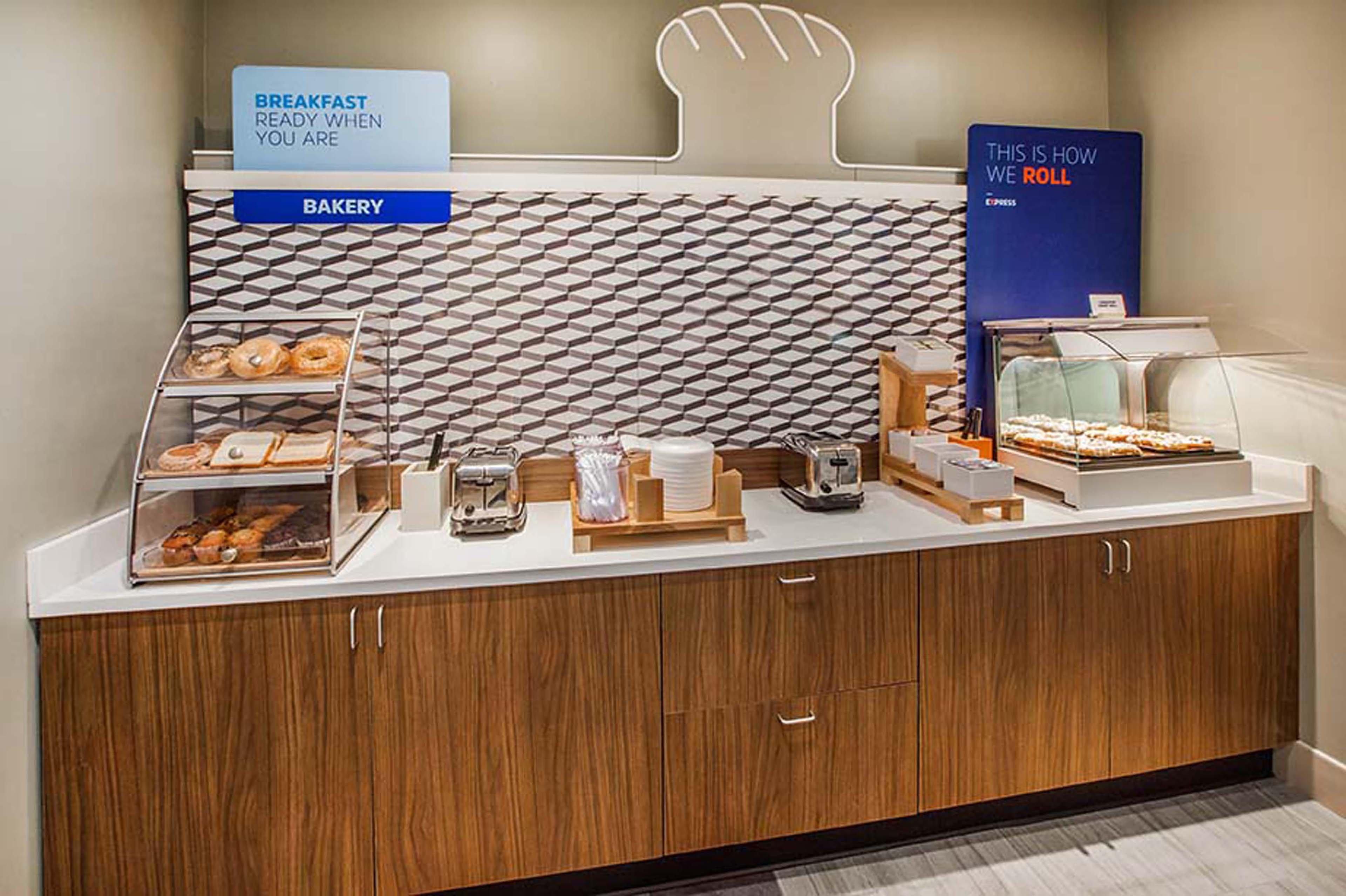 Holiday Inn Express & Suites Brookhaven By Ihg Ngoại thất bức ảnh